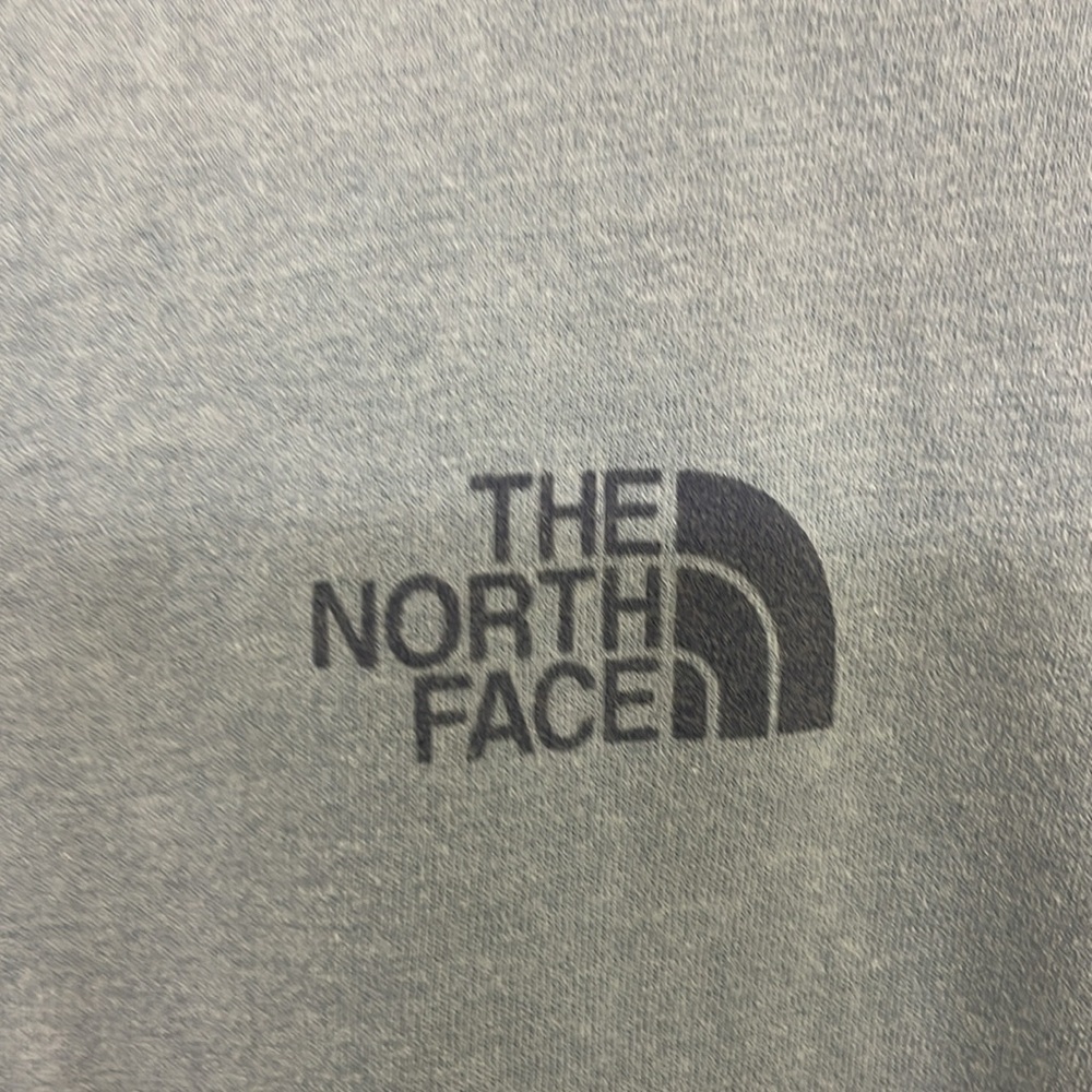 The North Face short‎ sleeve shirt - Picture 6 of 6